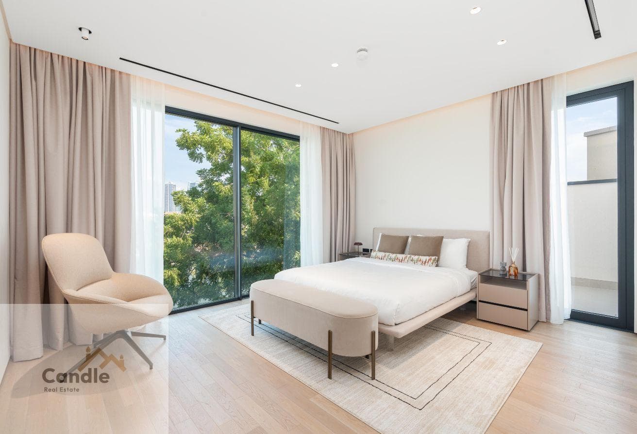 FULL SKYLINE/LAKE VIEW | UPGRADED | ELEVATED PLOT